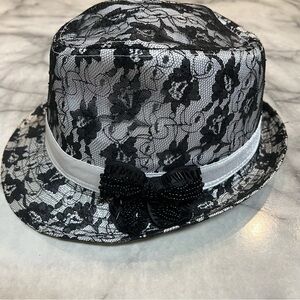 Nyla Floral lace fedora hat black and white. Size X/XL